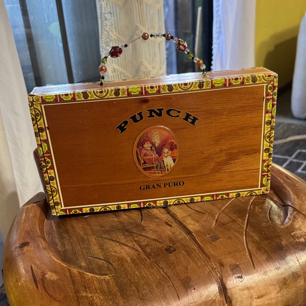 Punch Gran Puro Wooden Box with Beaded Handle (Box) Unique Handbag